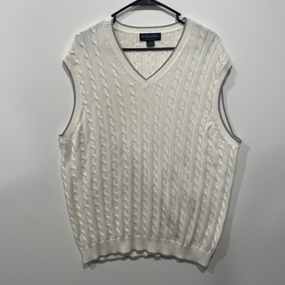 Brooks Brothers Cable Knit‎ V-Neck Sweater Vest Men's XL White Supima Cotton